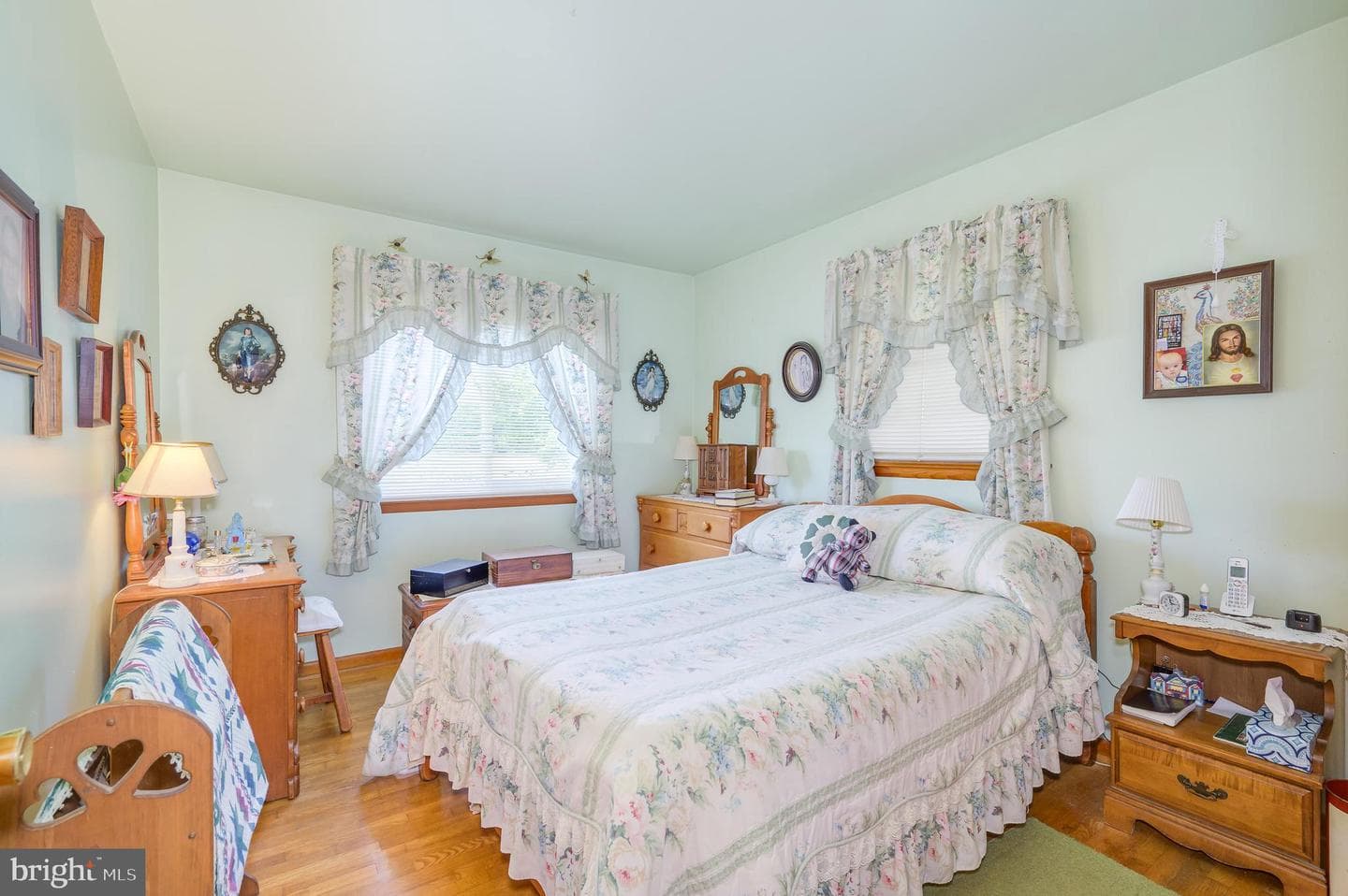 607 East Hunter Street photo 34