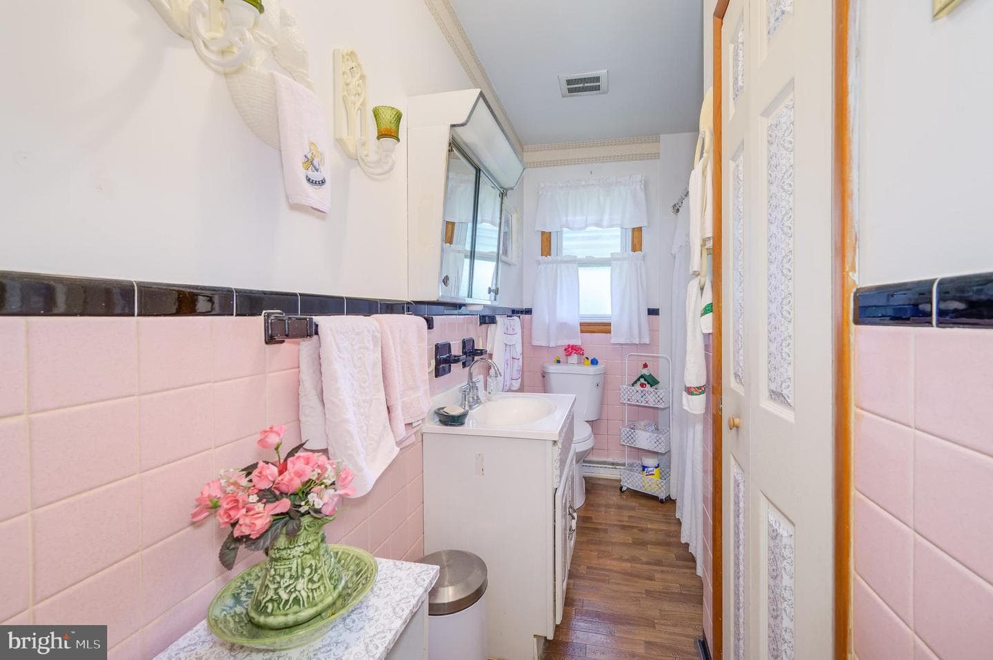 607 East Hunter Street photo 37