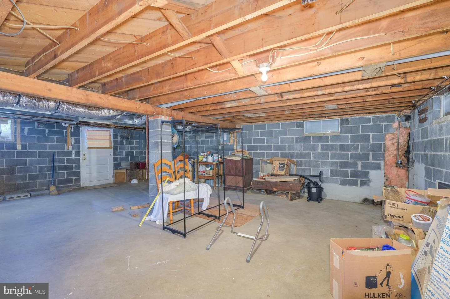 607 East Hunter Street photo 43