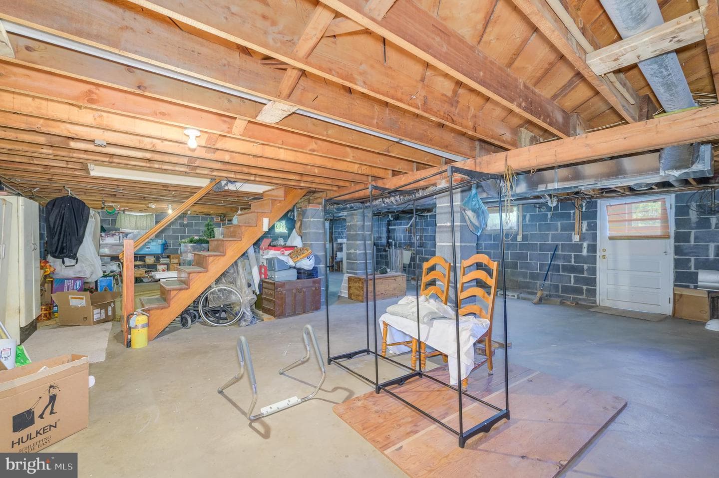 607 East Hunter Street photo 44