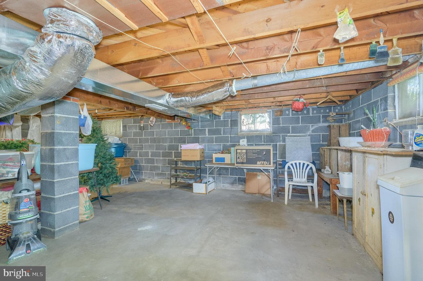 607 East Hunter Street photo 45