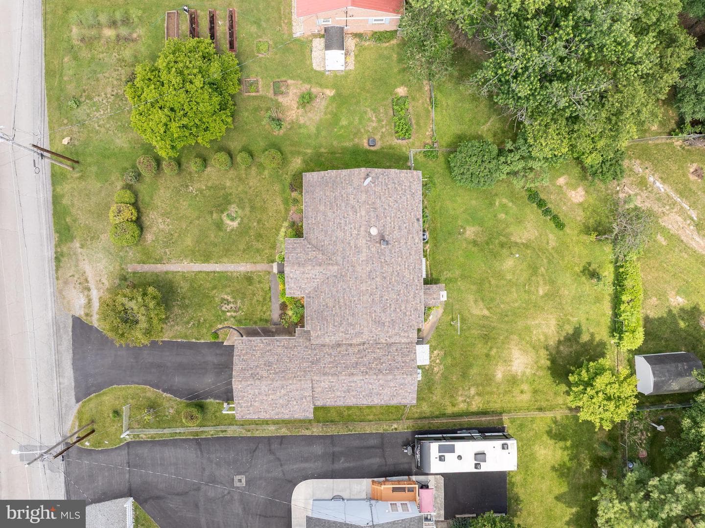 607 East Hunter Street photo 51