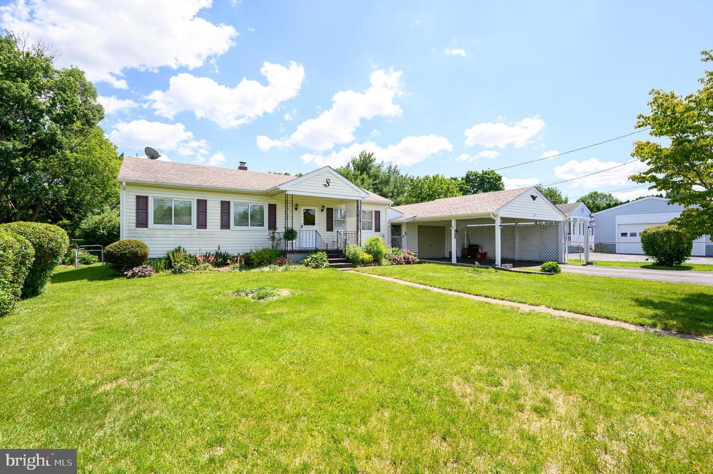 607 East Hunter Street photo 6