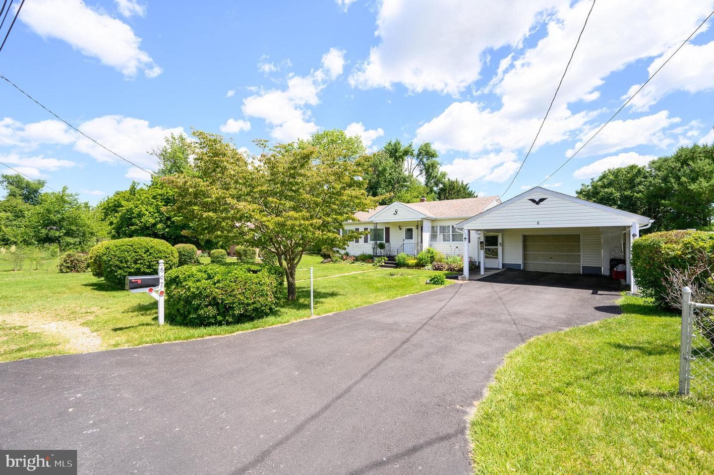 607 East Hunter Street photo 8