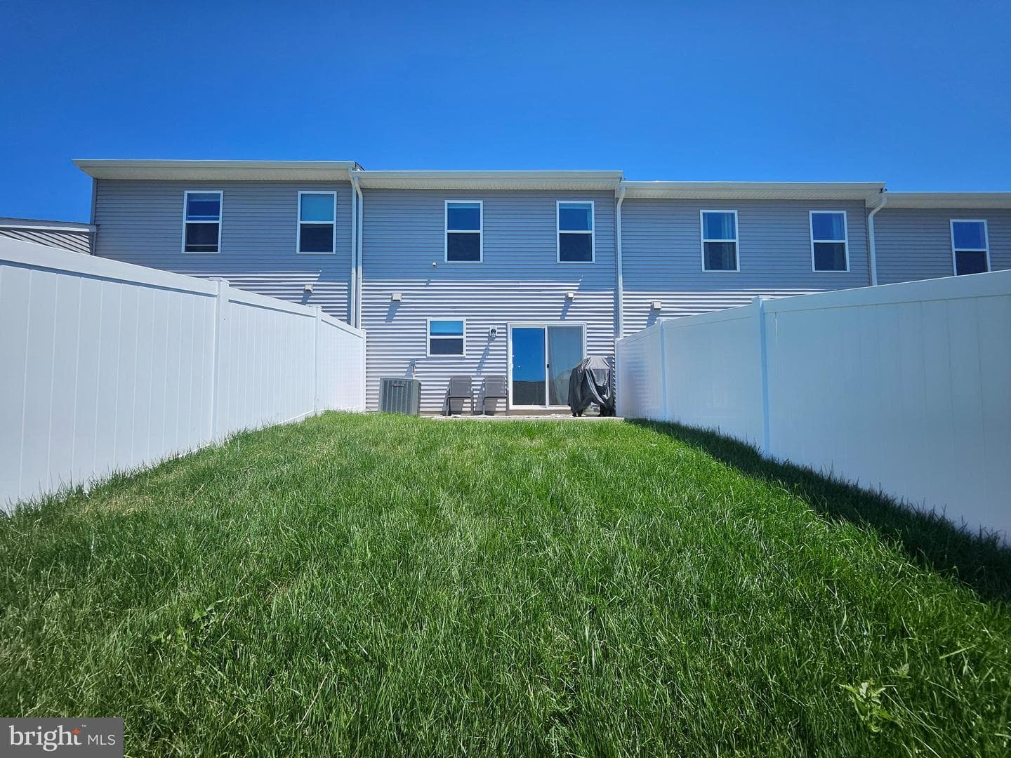 33 Apollo Road photo 21