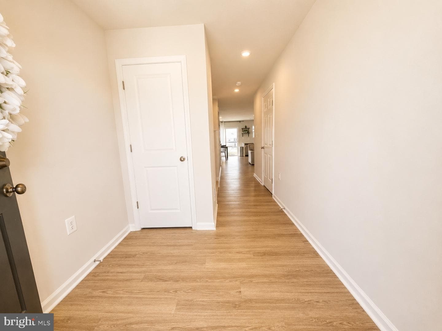 33 Apollo Road photo 3