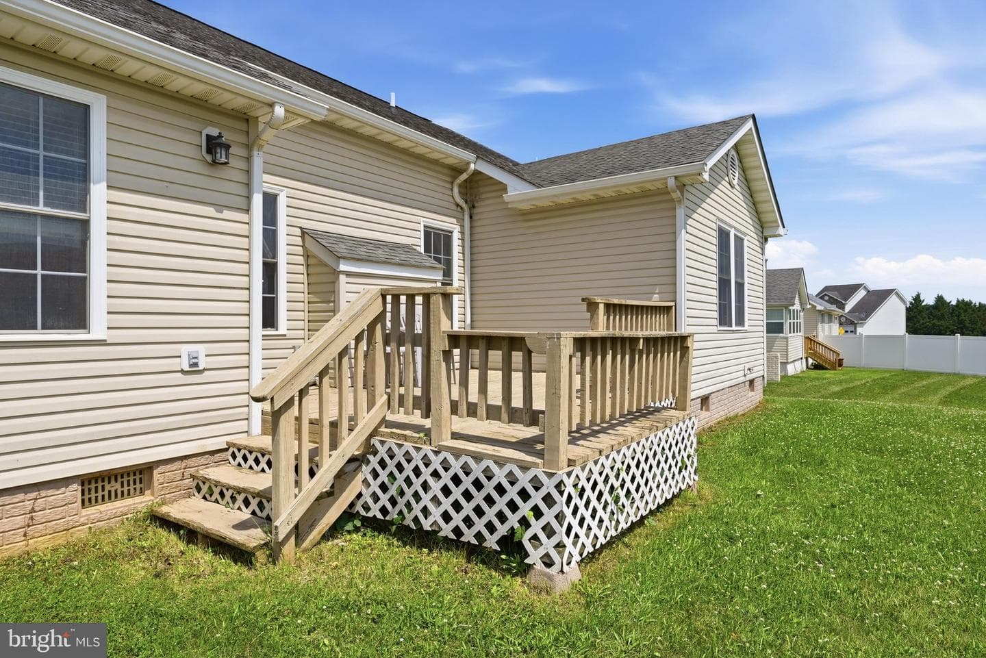 140 Peter Rabbit Drive photo 32