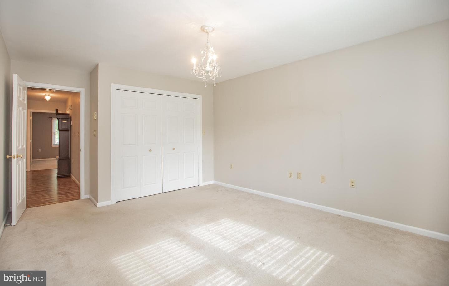 127 Westhall Drive photo 24