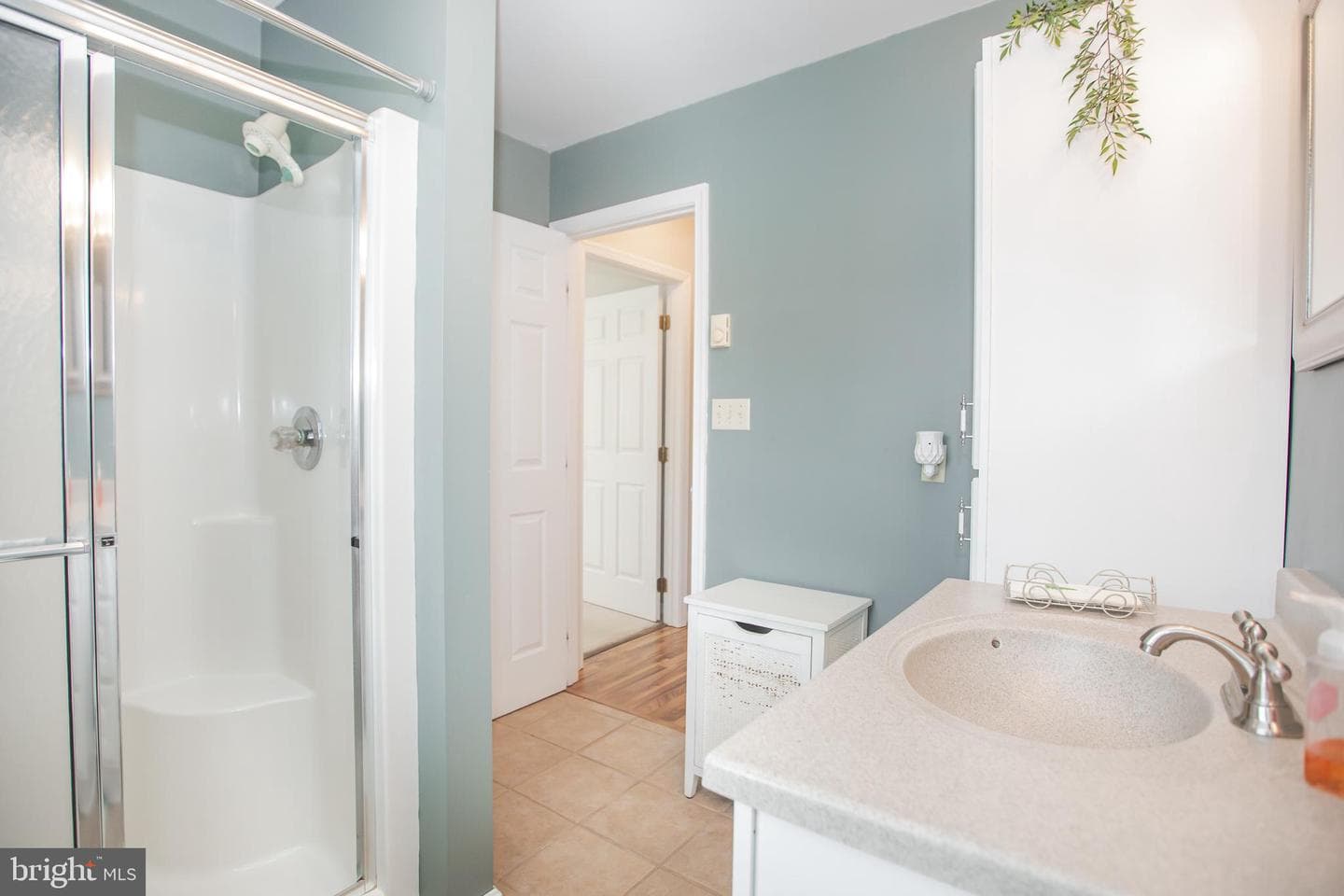 127 Westhall Drive photo 34