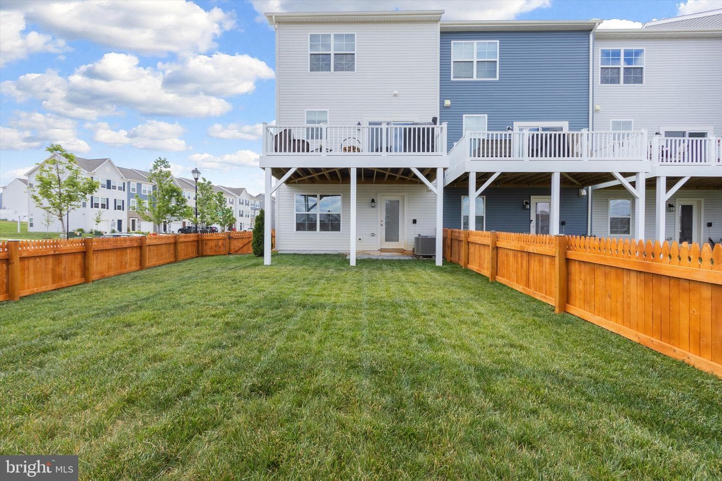 701 Seeback Drive photo 37