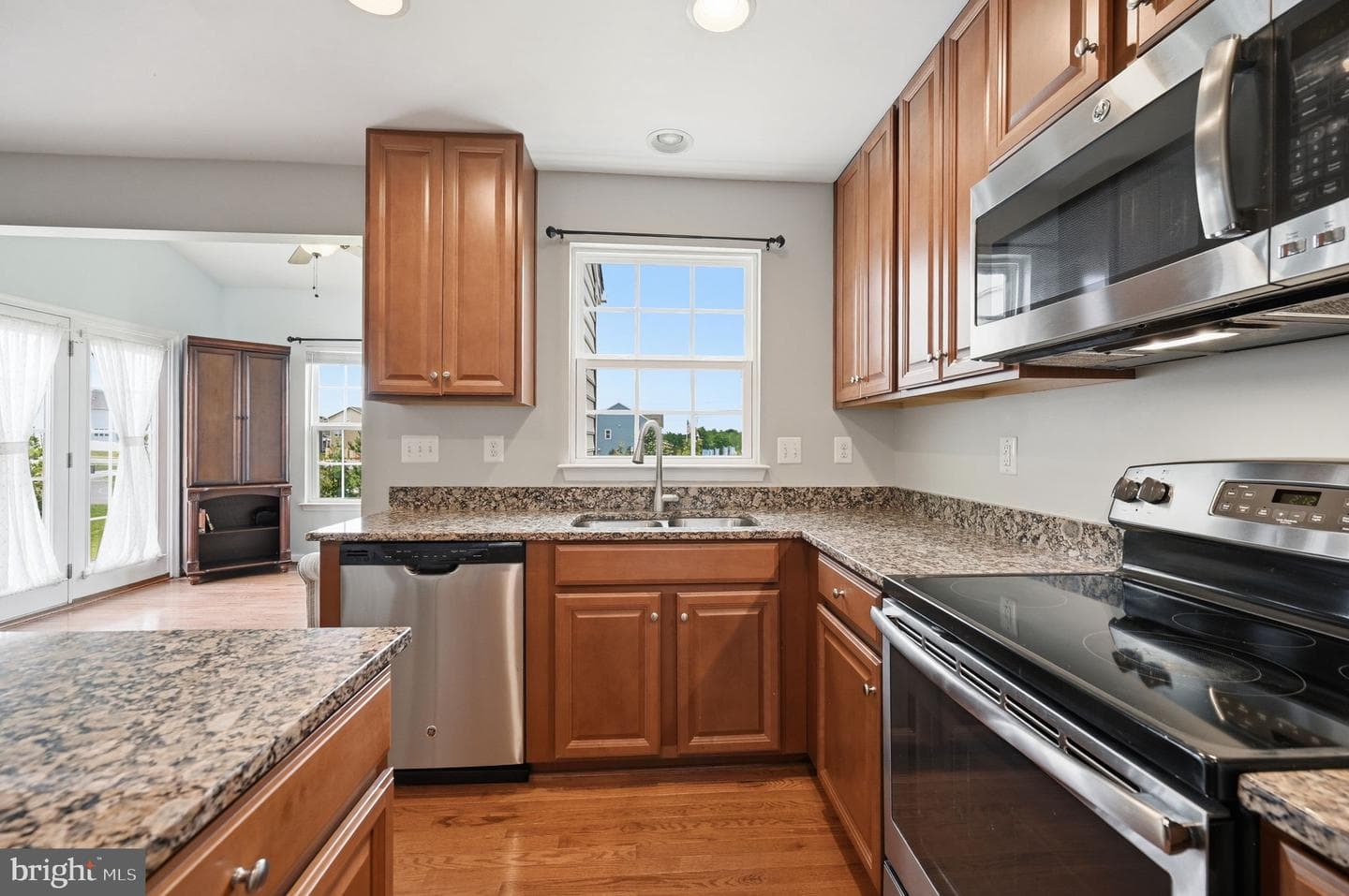 229 Mountain Laurel Boulevard photo 4