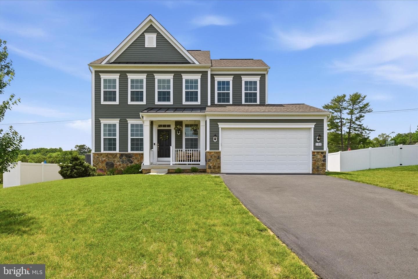 100 Ladysthumb Circle, Charles Town