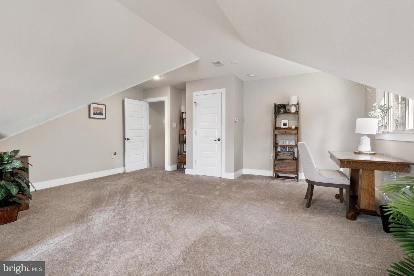 632 Eastland Drive photo 36