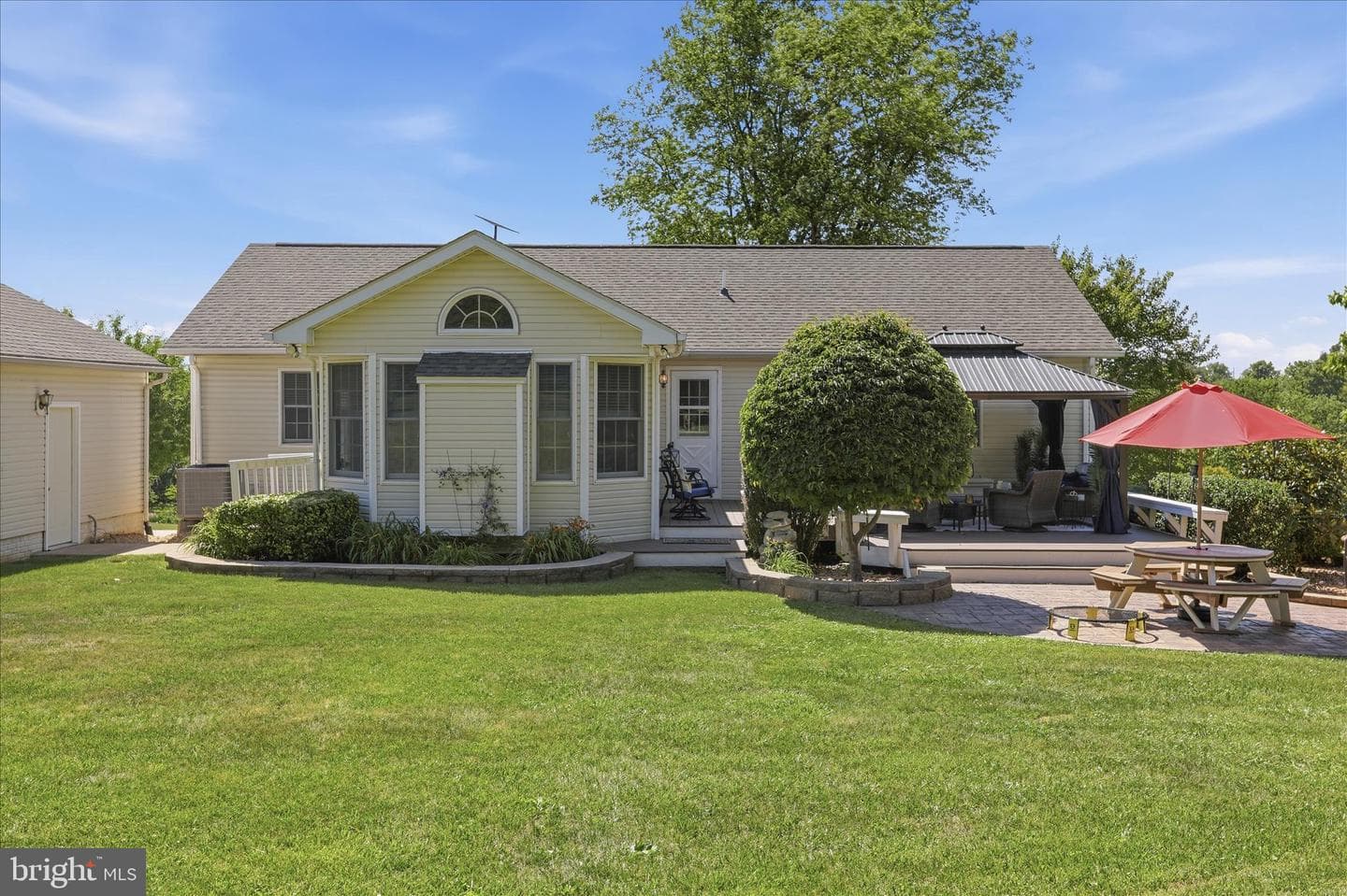 97 Veronica Court photo 4