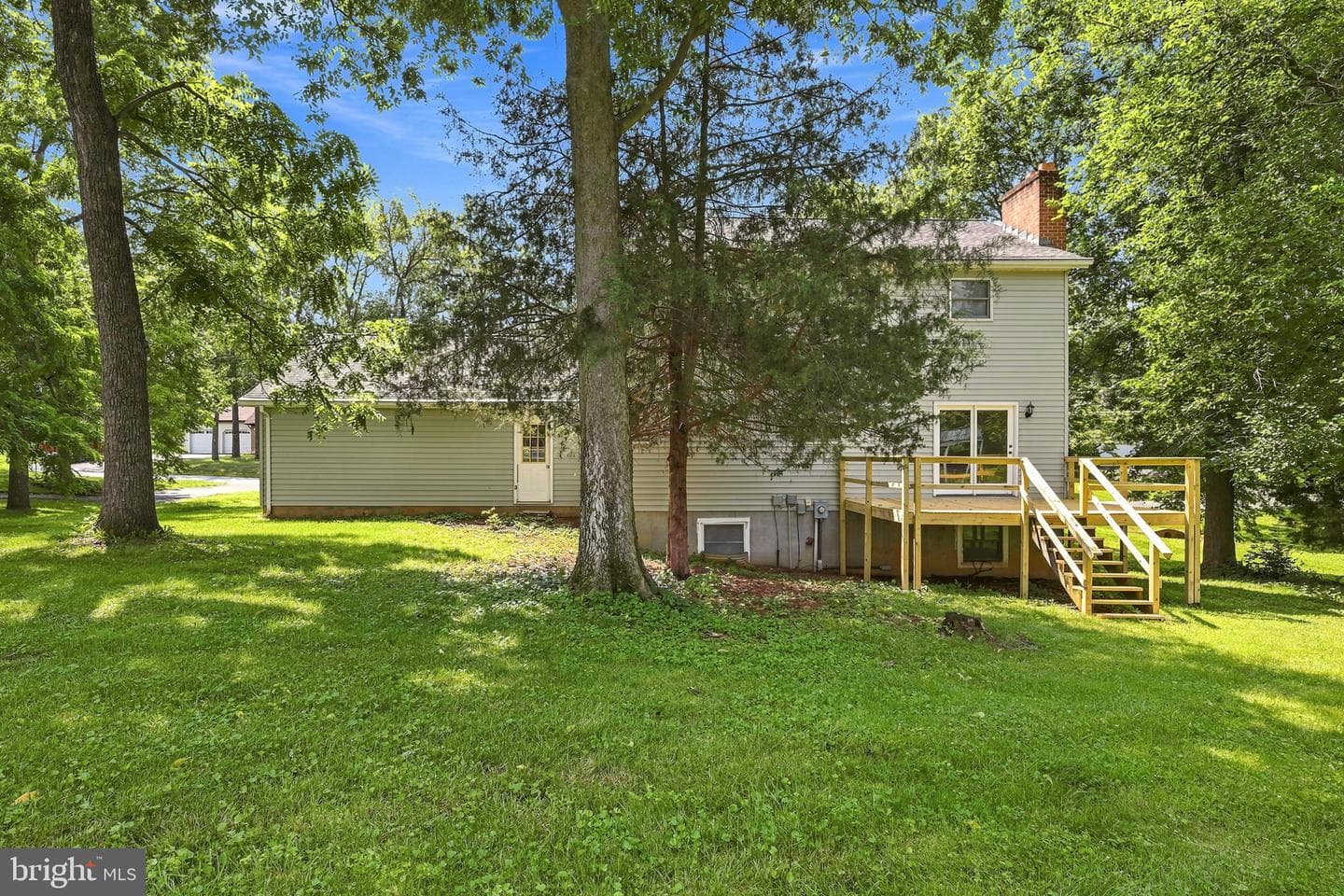 105 Fenway Drive photo 49