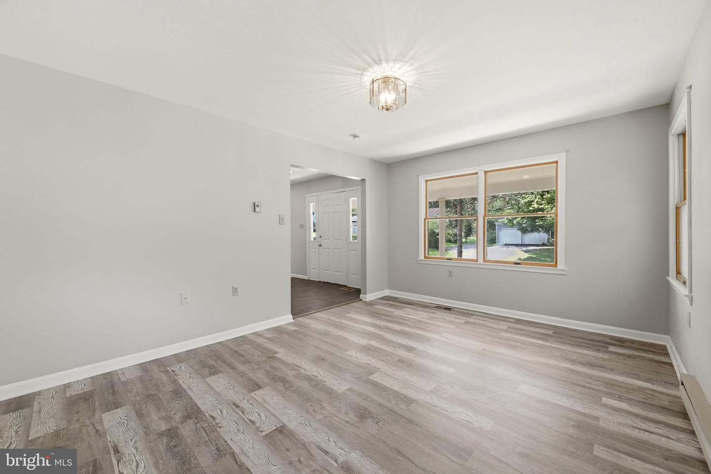 105 Fenway Drive photo 8