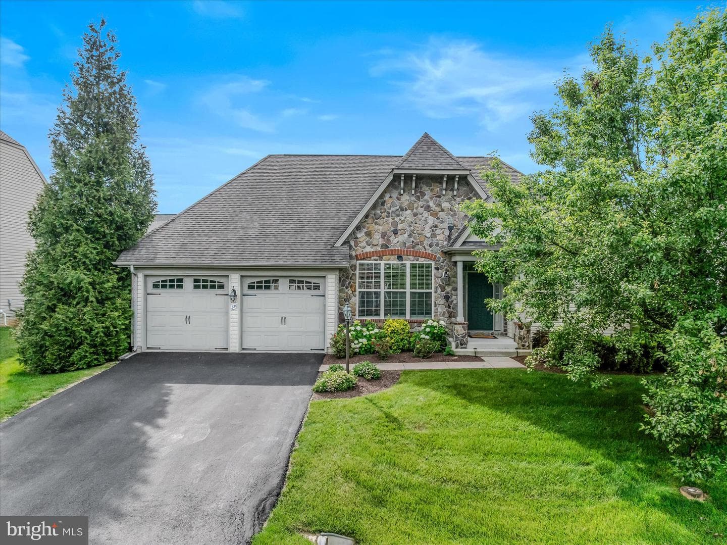 220 Lewis Washington Drive, Charles Town