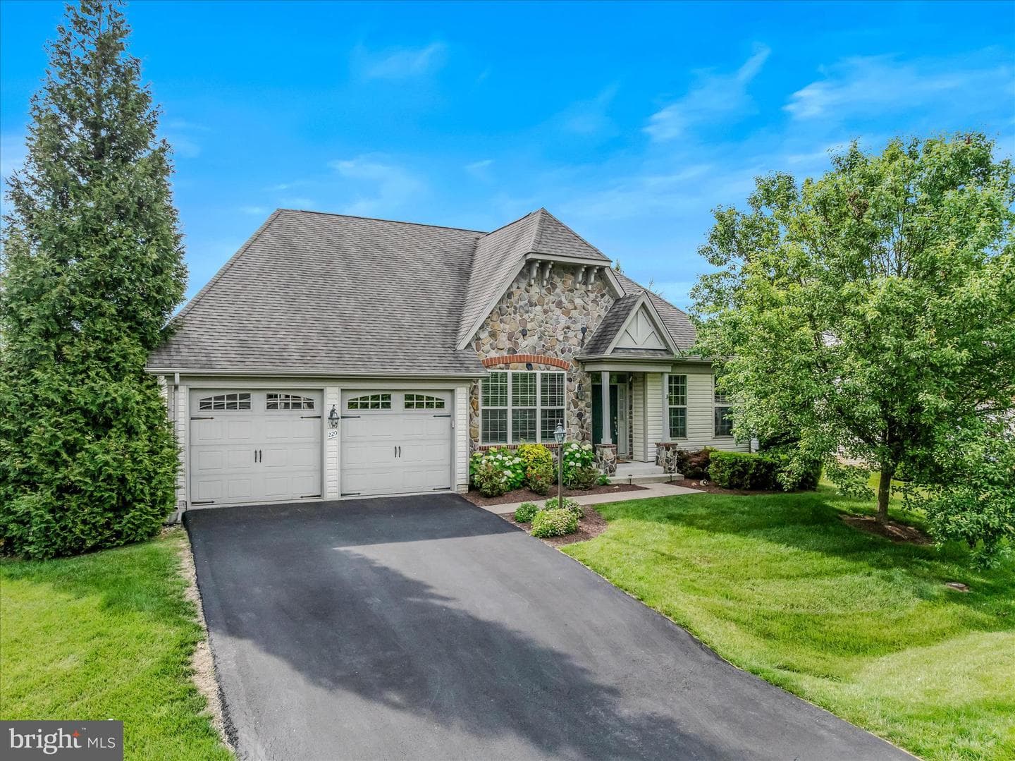 220 Lewis Washington Drive, Charles Town