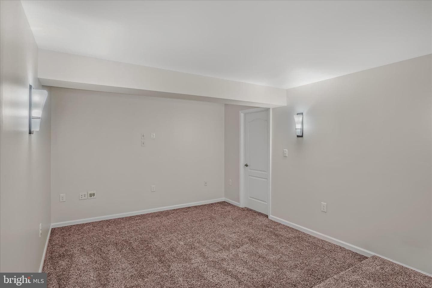 220 Lewis Washington Drive photo 30