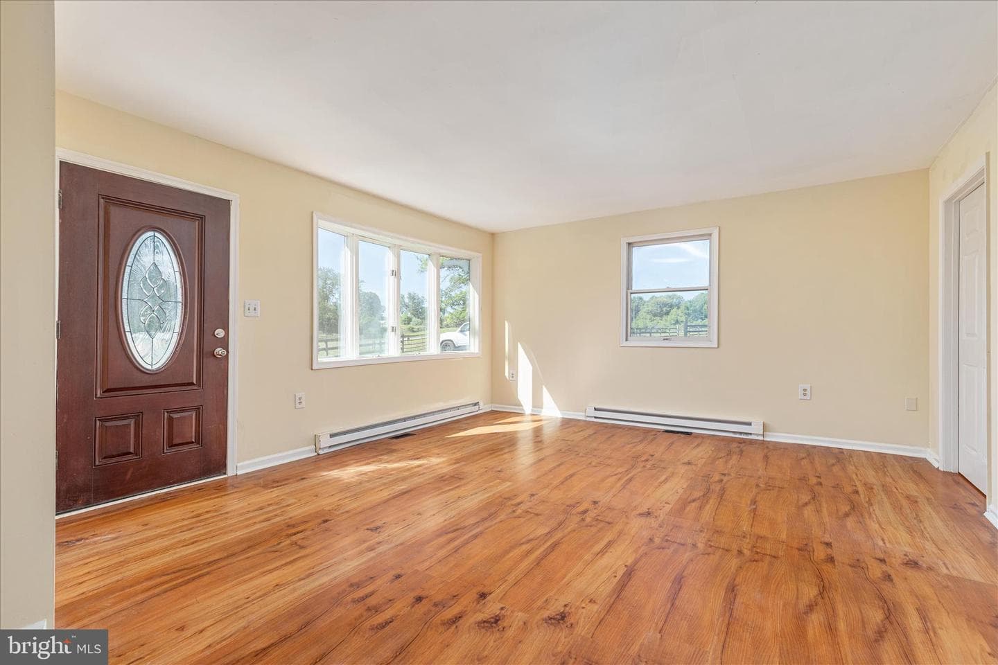 82 Pond Road photo 3