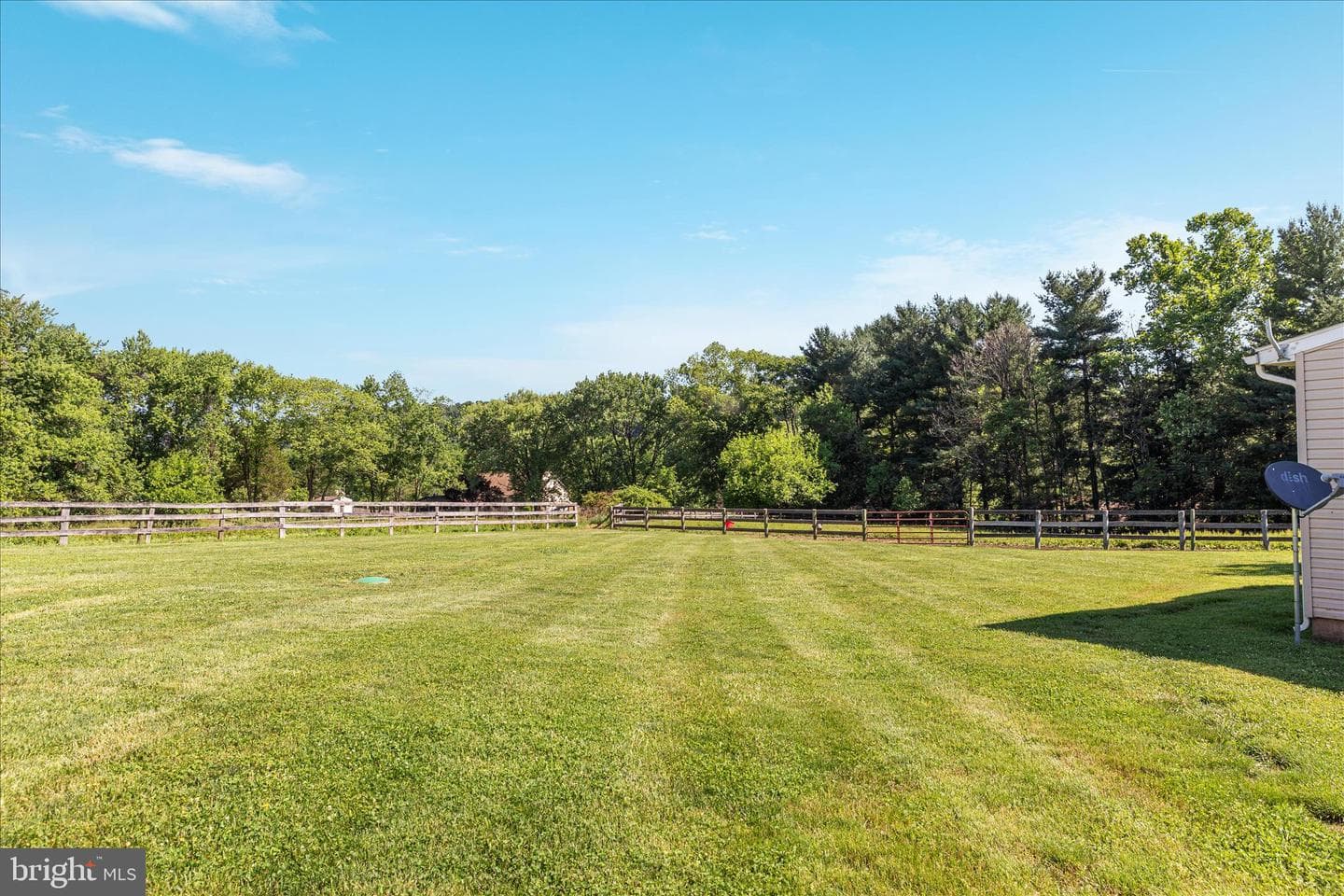 82 Pond Road photo 30