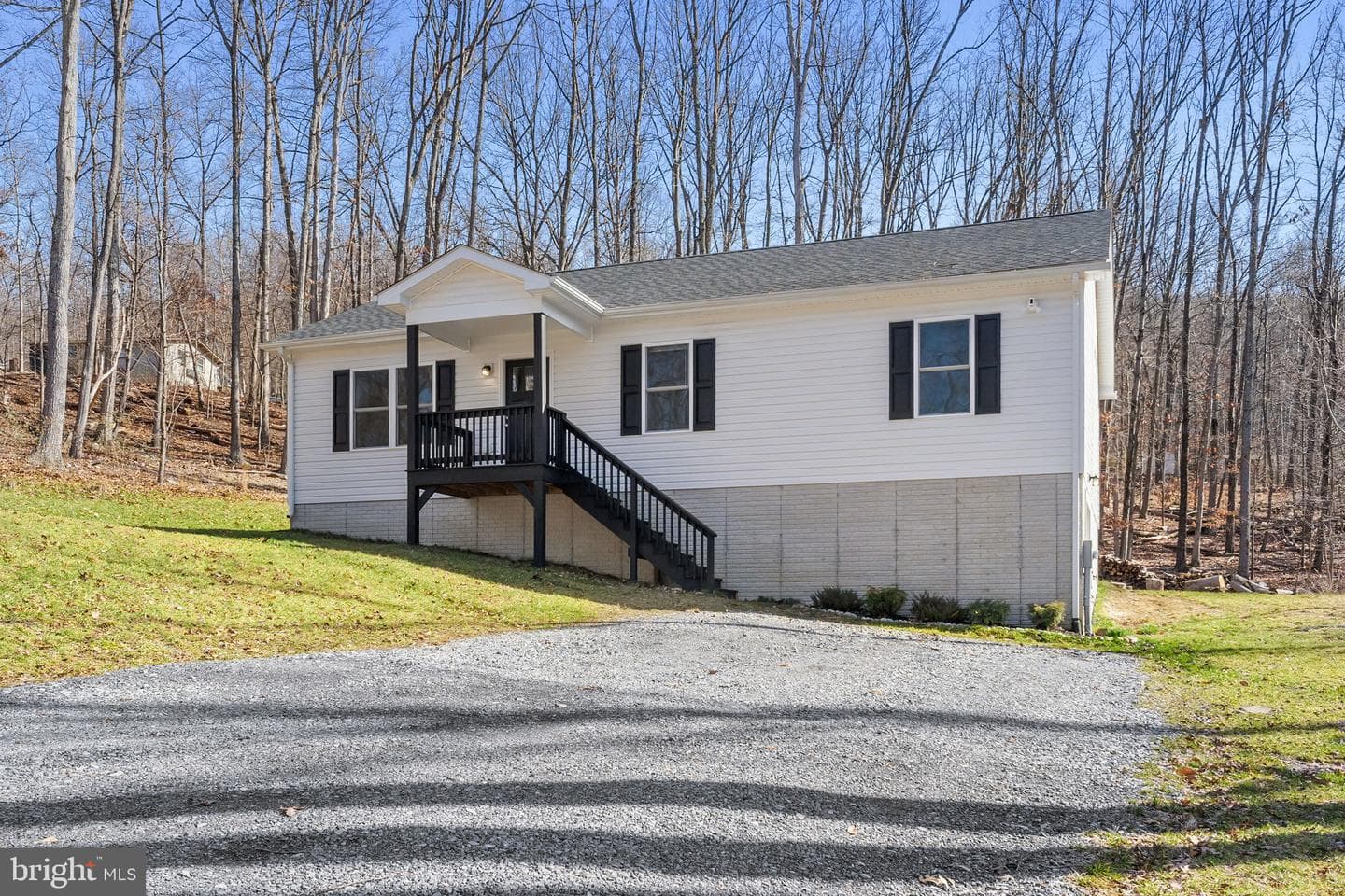 1442 Johnnycake Lane photo 5