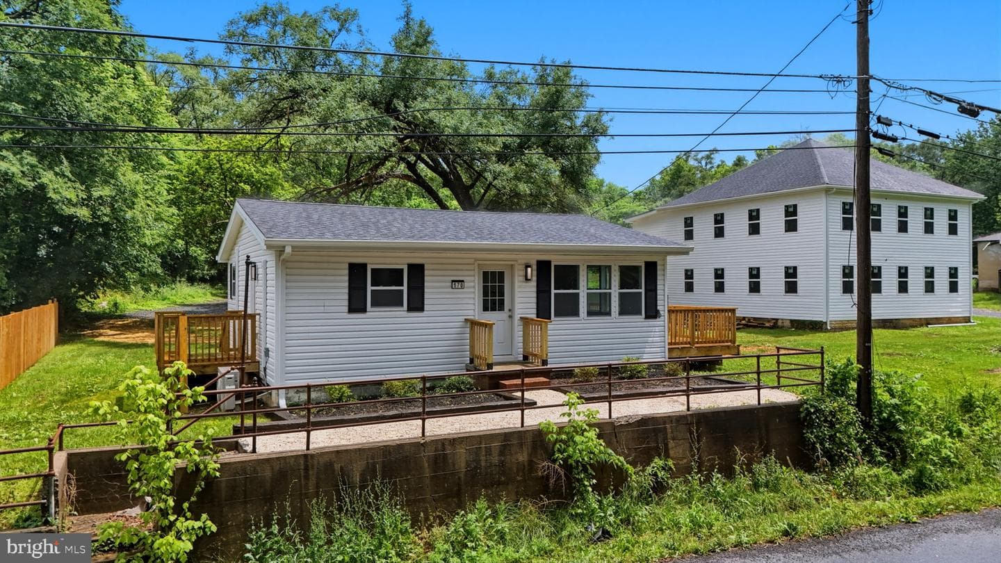 170 Kearneysville Pike, Kearneysville