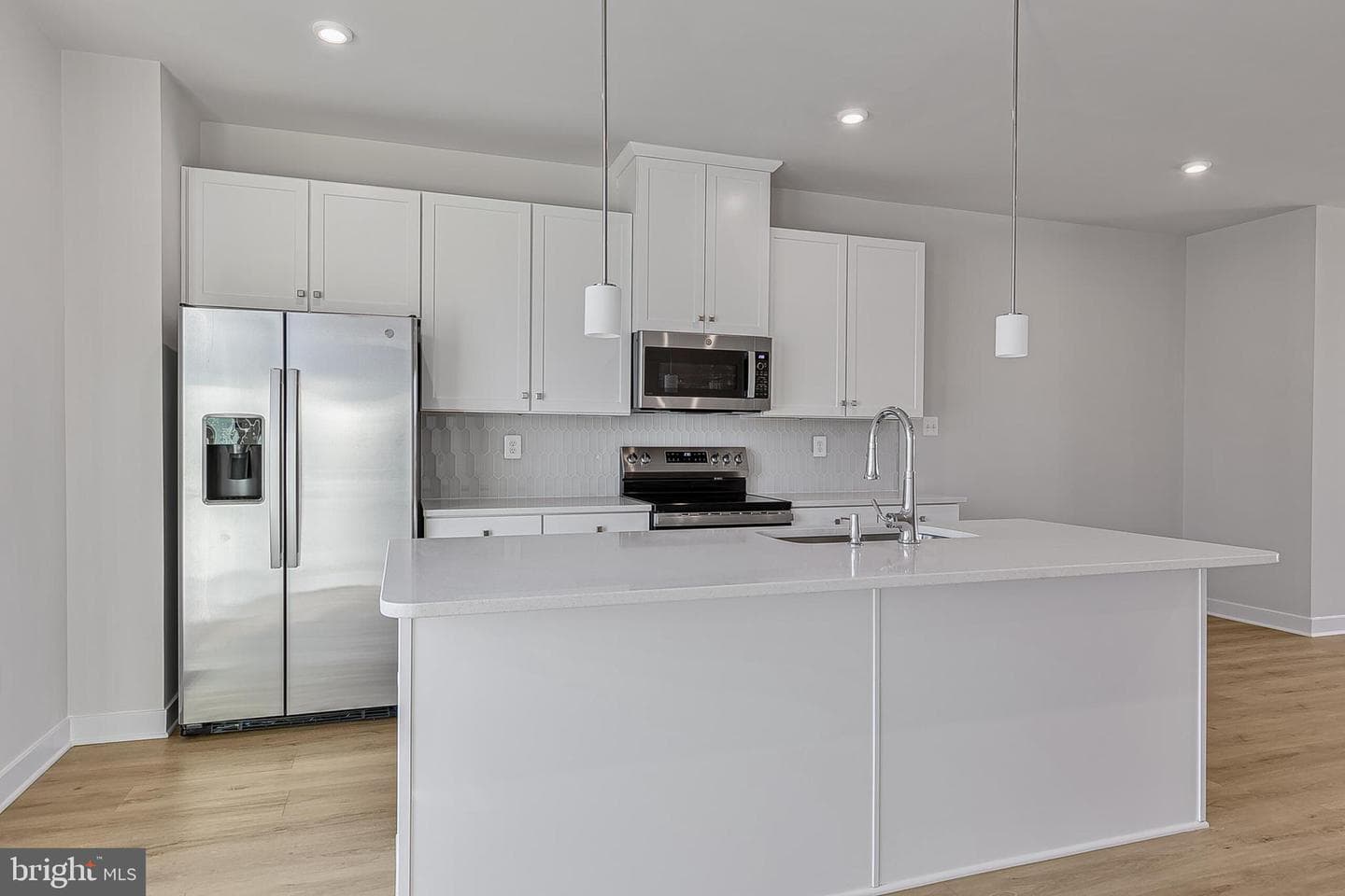 43 Mystic Drive photo 10
