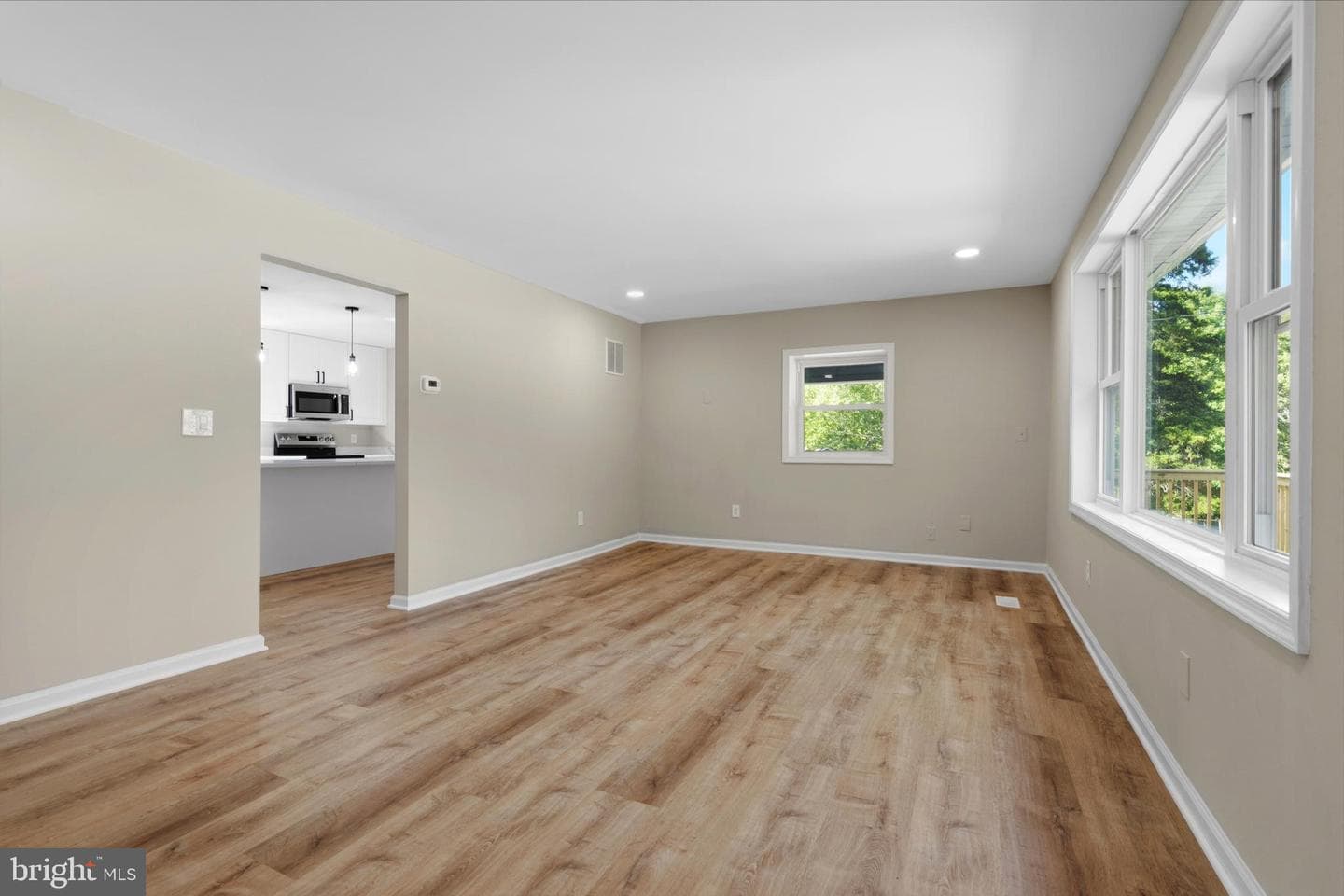 459 Forest View Drive photo 3