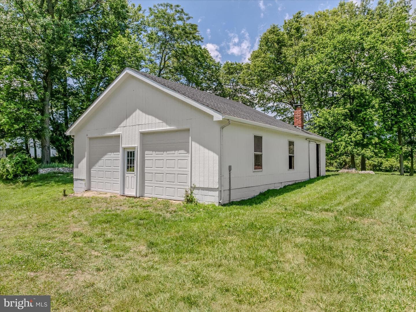637 Persimmon Lane photo 44