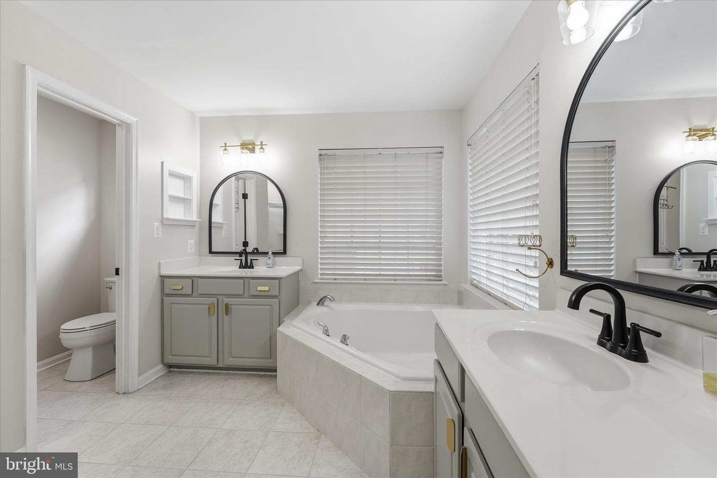 82 Braddock Street photo 32