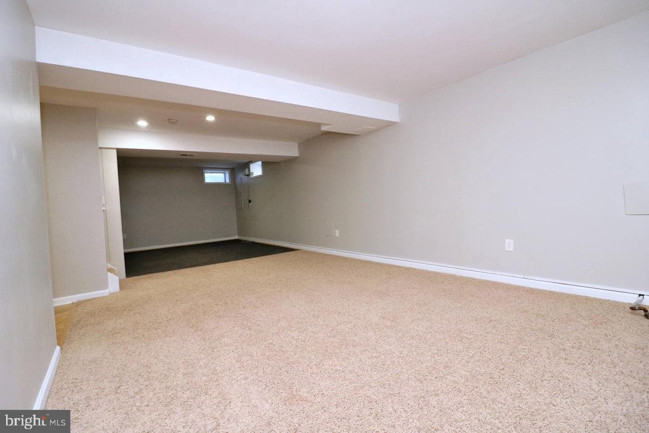 82 Braddock Street photo 61