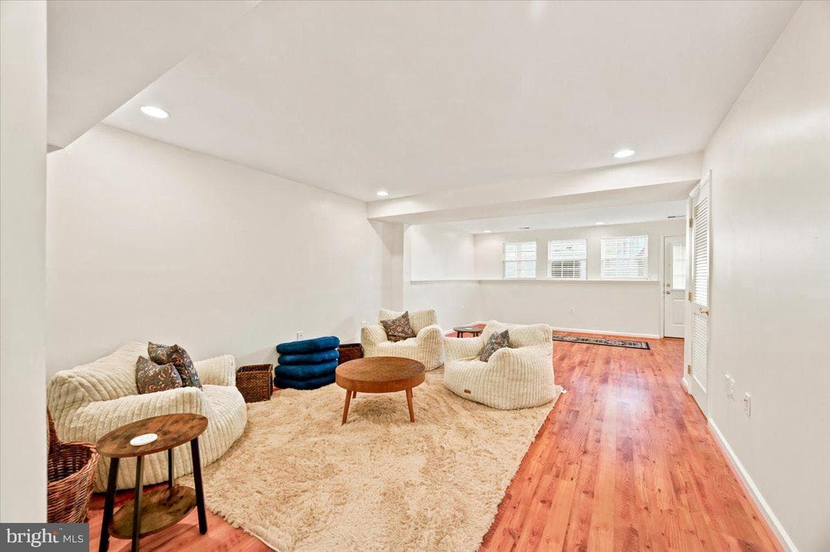 18 Davis Street photo 13