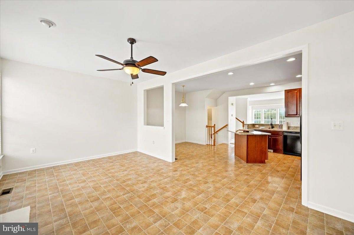 18 Davis Street photo 20