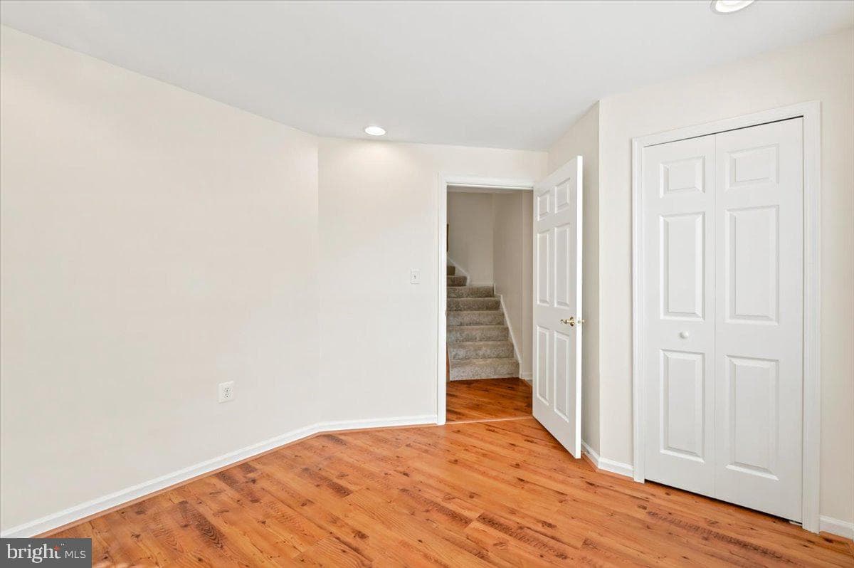 18 Davis Street photo 6