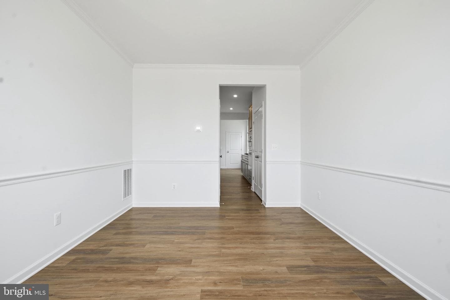 689 Lord Fairfax Street photo 14