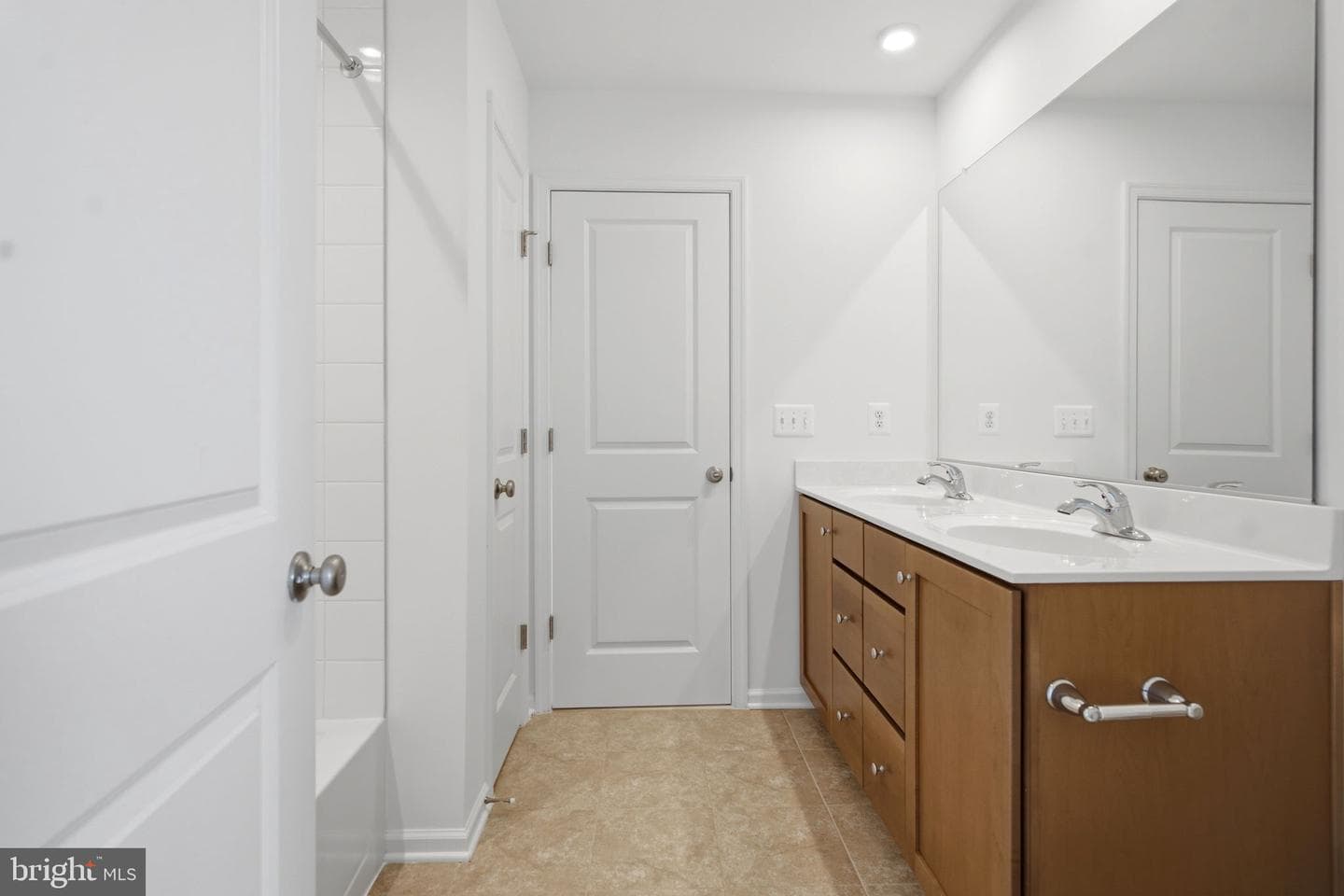 689 Lord Fairfax Street photo 31