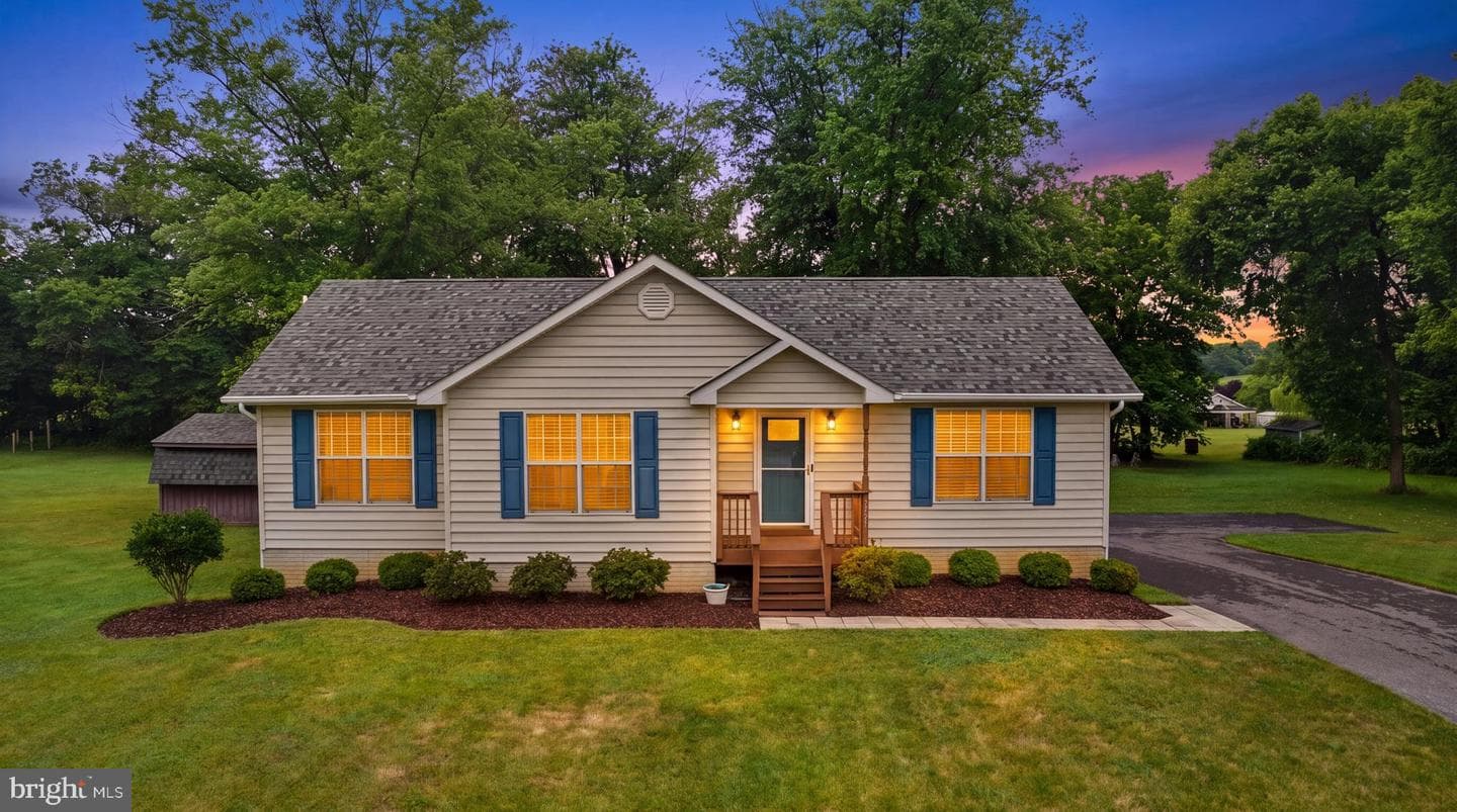 5487 Summit Point Road photo 1