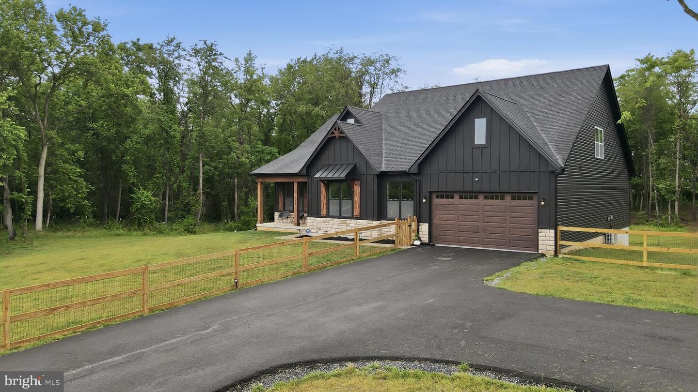 114 Southpaw Lane photo 48