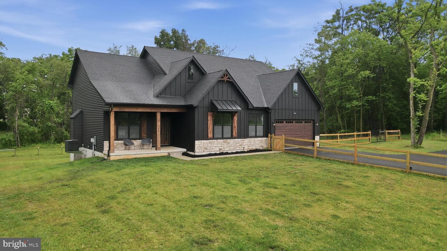 114 Southpaw Lane photo 49