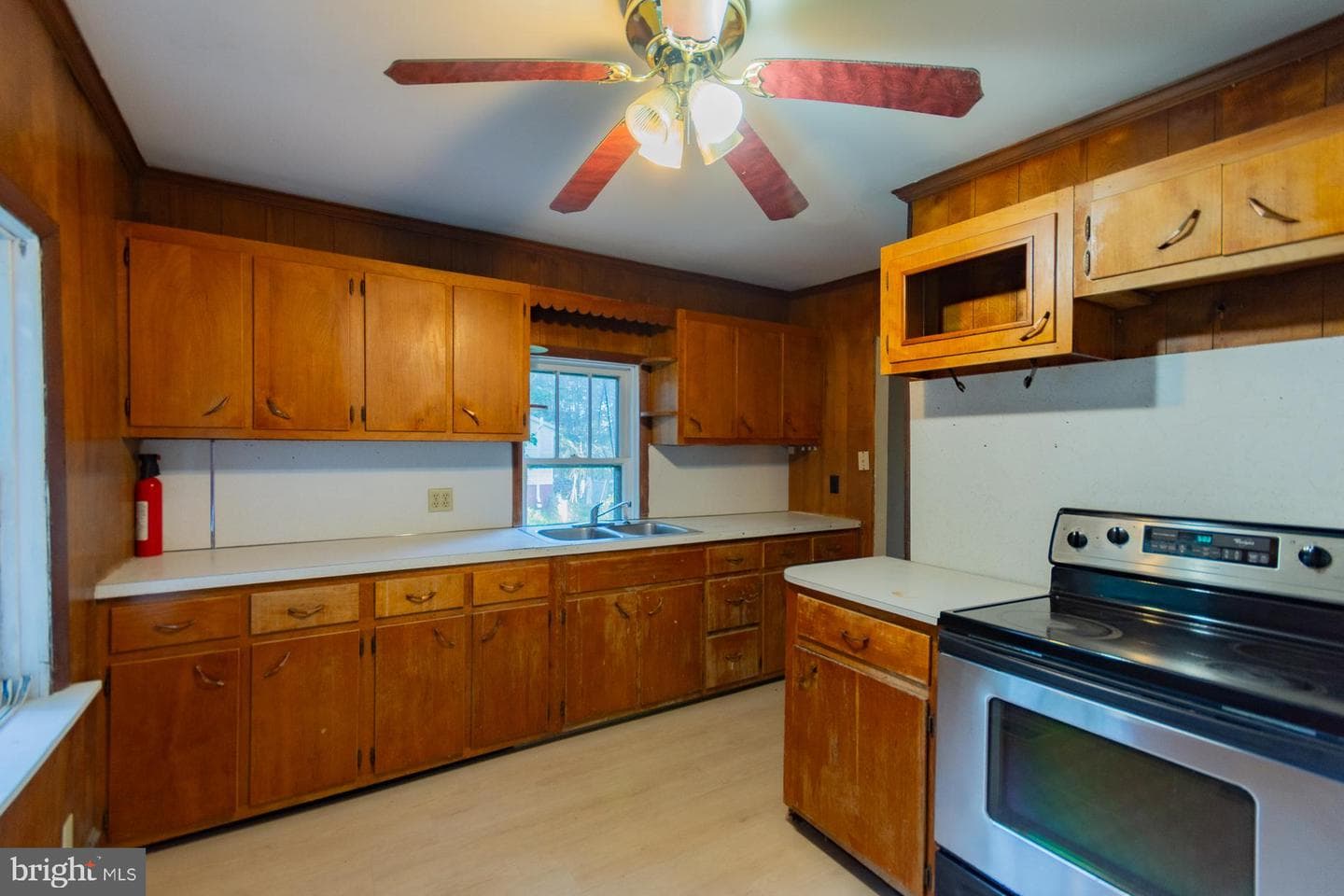 628 Brownville Lane photo 3