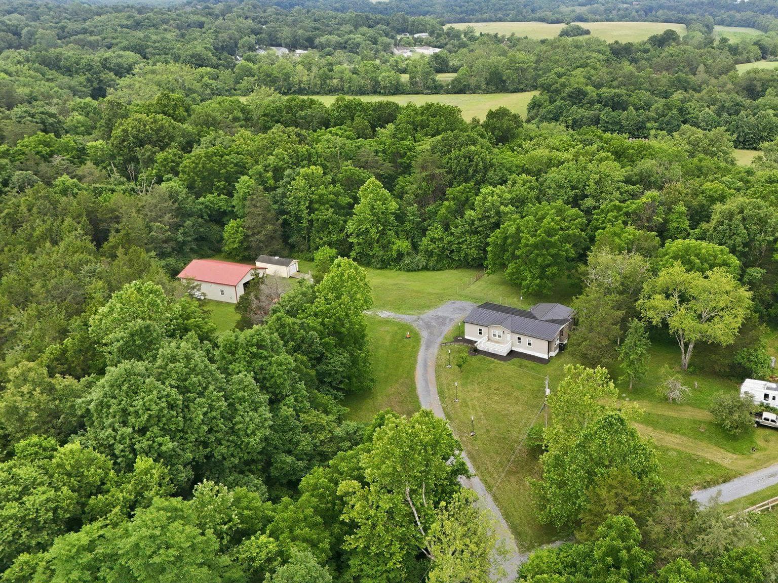 75 Lindas Lane, Kearneysville
