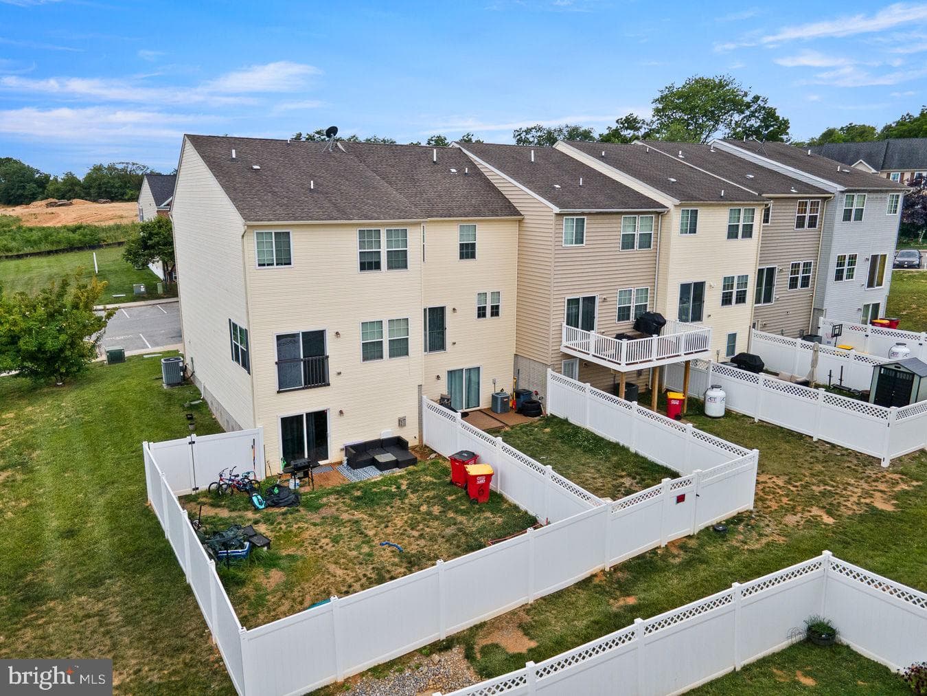 10 Riparian Lane photo 38