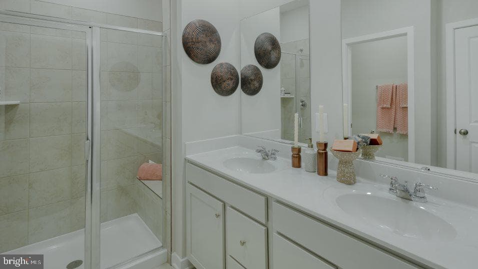 35 Whispering Brook Lane photo 13
