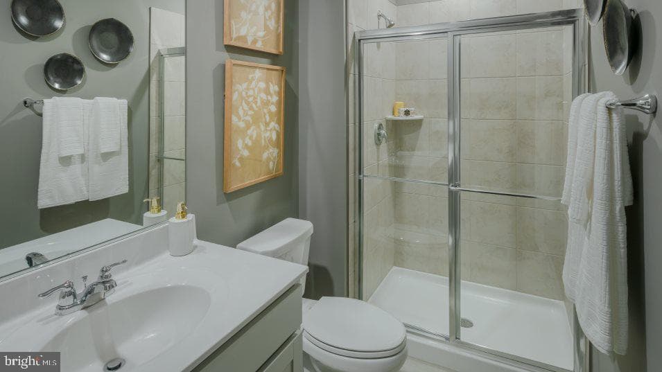35 Whispering Brook Lane photo 24