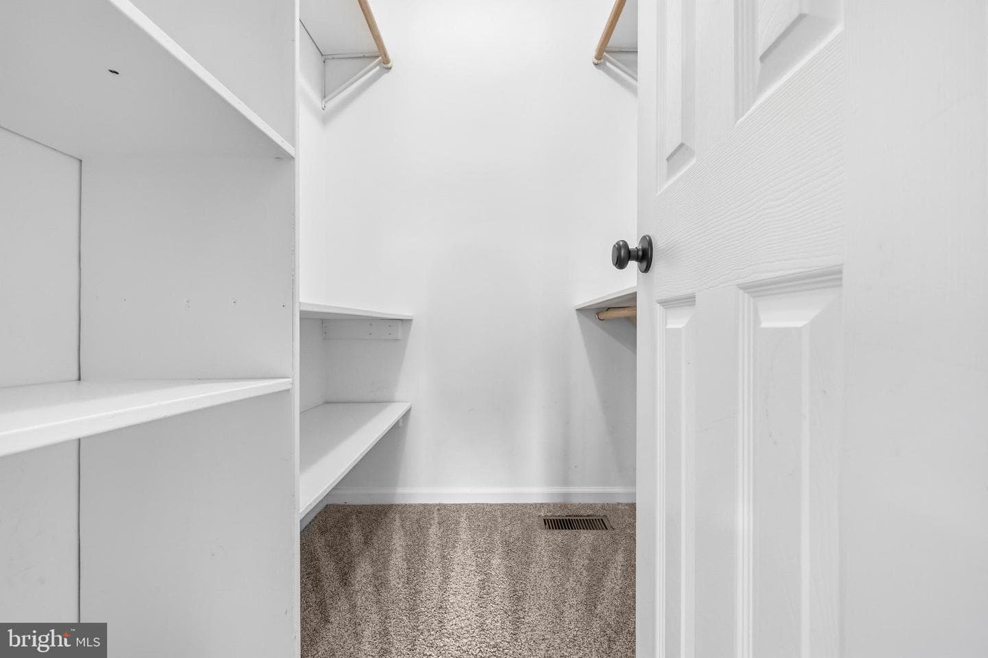 71 Thumper Drive photo 18