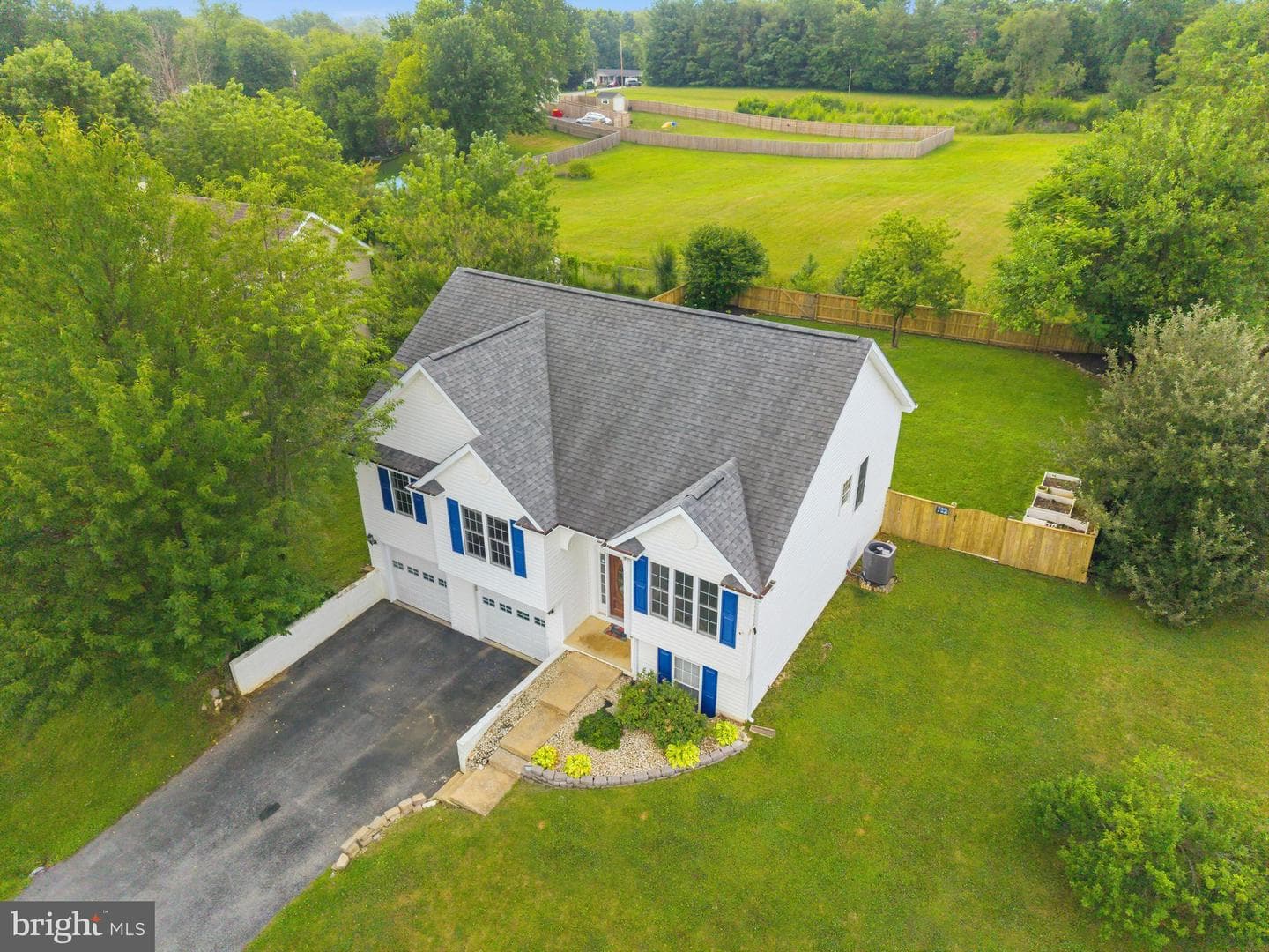 71 Thumper Drive photo 48