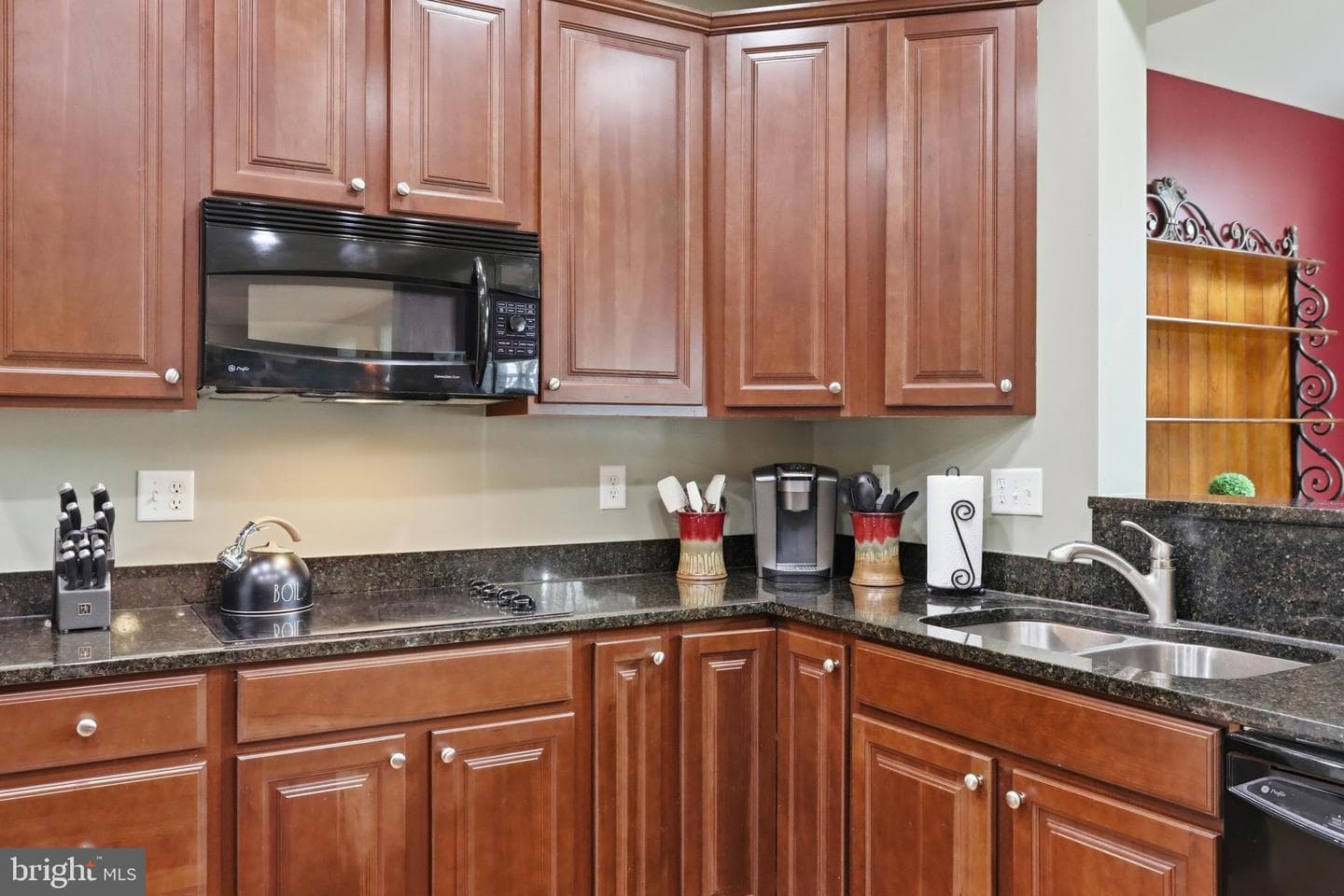 262 Canal Way photo 20