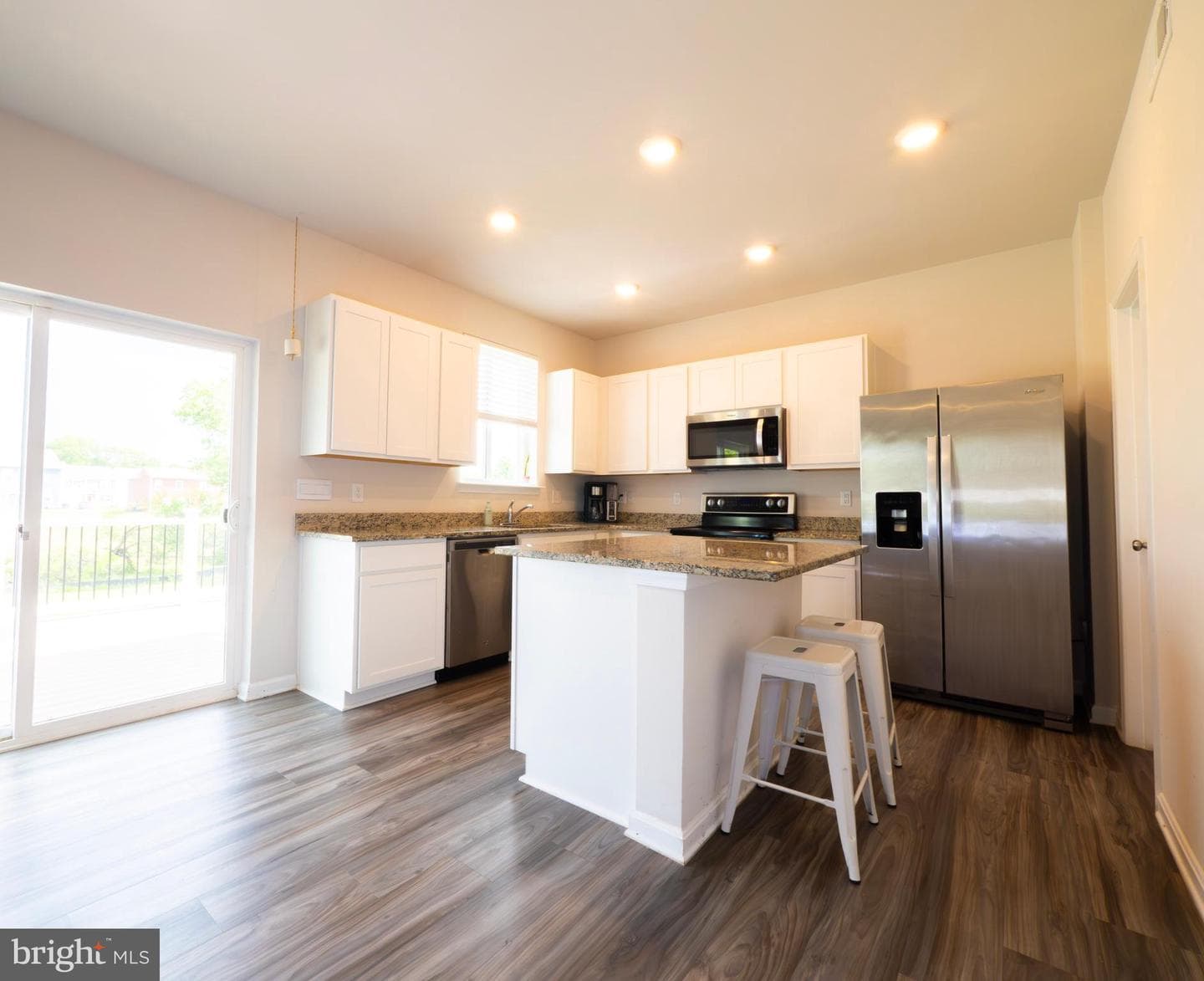 354 Gumspring Drive photo 4