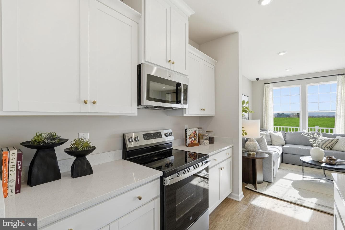 467 Presidents Pointe Avenue #[459] photo 10